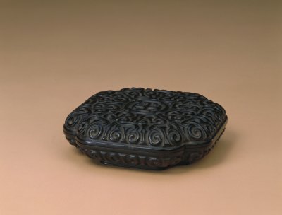 图片[1]-Red sandalwood carved cloud pattern corner square box-China Archive